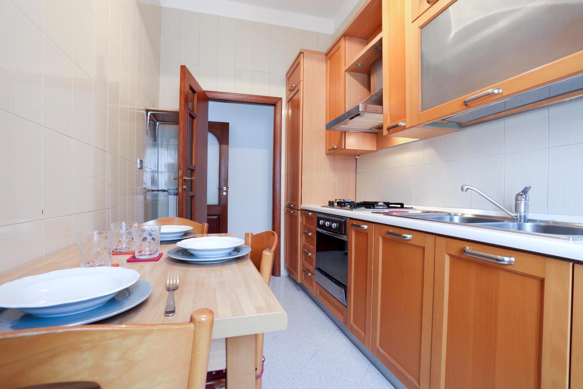 Bright Apartment Near The Sea With Parking Salerno Luaran gambar