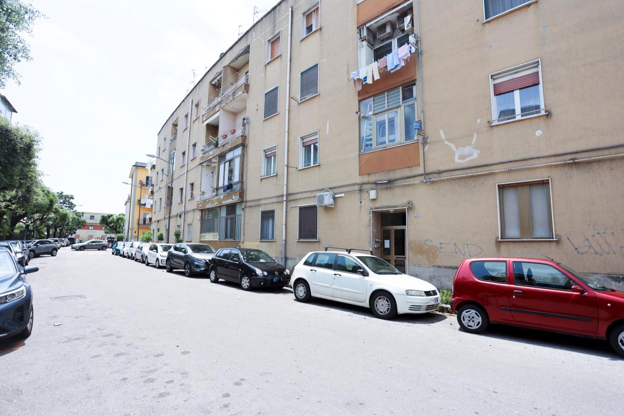 Bright Apartment Near The Sea With Parking Salerno Luaran gambar
